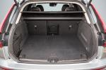 Volvo XC60 D4 Inscription 2017 года (UK)